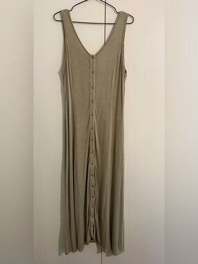 EASEL LOS ANGELES Olive-Taupe Button-Front Sleeveless Maxi Dress -Large